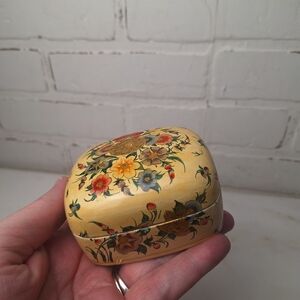Vintage Hand Pinted Floral Paper Mache Box From India